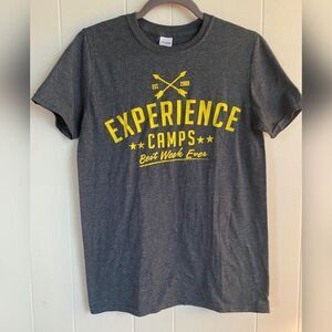 Gildan Tee Shirt Women’s Small Gray Logo Best Week Ever